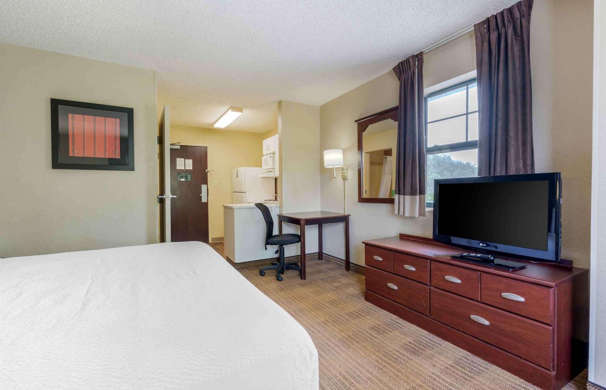 Extended Stay America Select Suites - Orlando - Maitland - 1760 Pembrook Dr Altamonte Springs Dış mekan fotoğraf