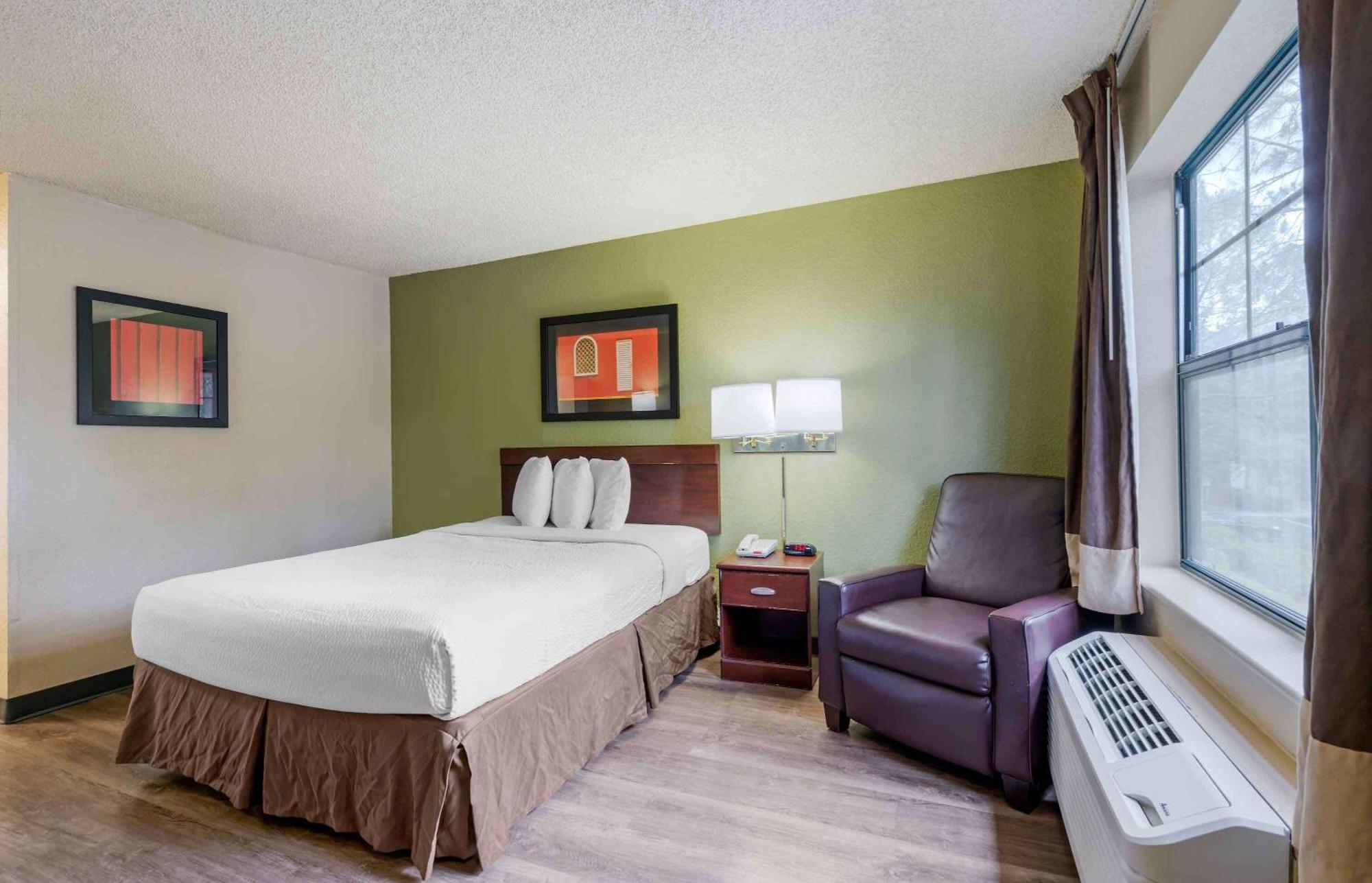 Extended Stay America Select Suites - Orlando - Maitland - 1760 Pembrook Dr Altamonte Springs Dış mekan fotoğraf